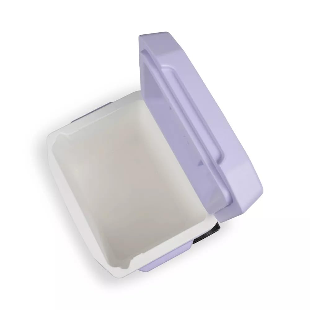 Igloos Cooler Hard-Sided Ice Chest, Insulated Portable Cooler, Heavy-Duty, Leak-Resistant Lid, Lightweight Ergonomic Handle (Lil
