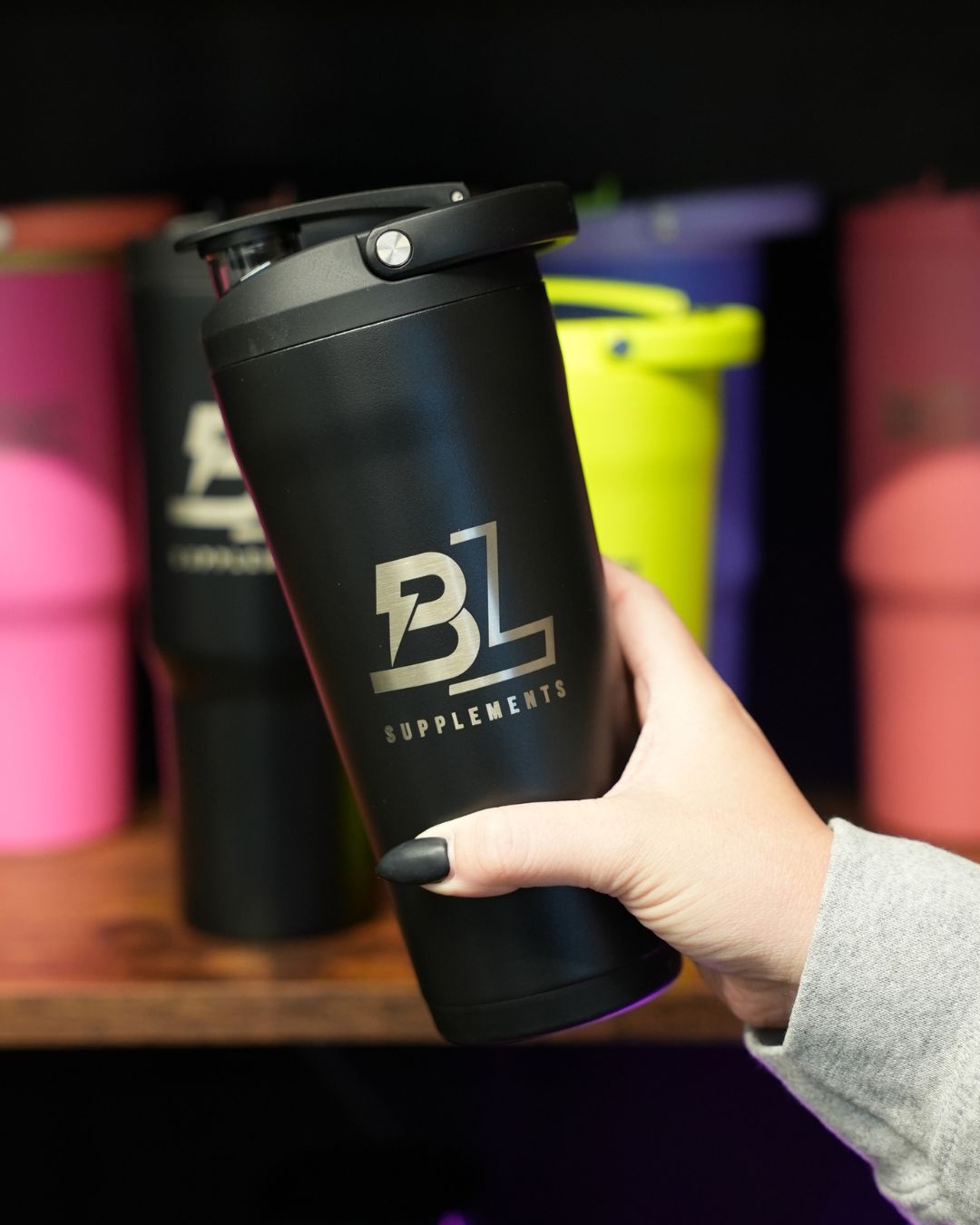 HYDROJUG 24 OZ. INSULATED SHAKER