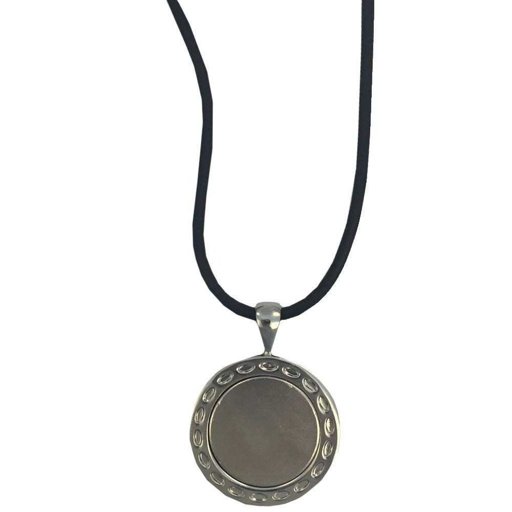 Giggle Golf Bling Golf Ball Marker With A Magnetic Pendant Necklace For Women (Golfaholic)