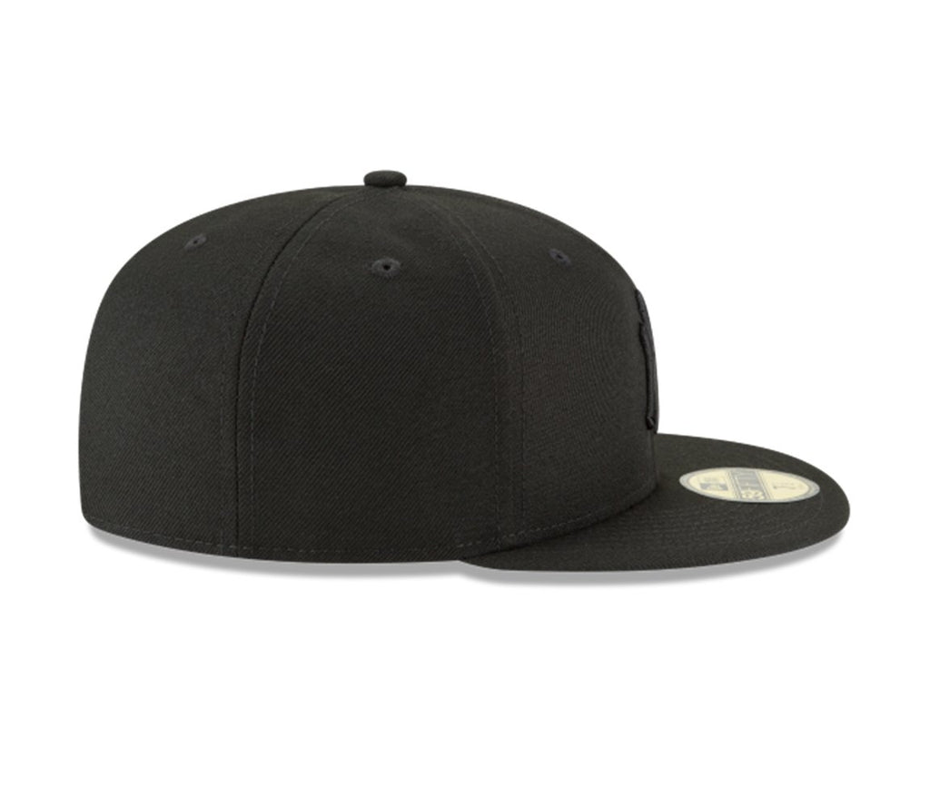 New Era 59Fifty Hat Mlb Basic New York Yankees Black/Black Fitted Baseball Cap (7 1/8)