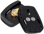 Quattro 3-Hole Cleats