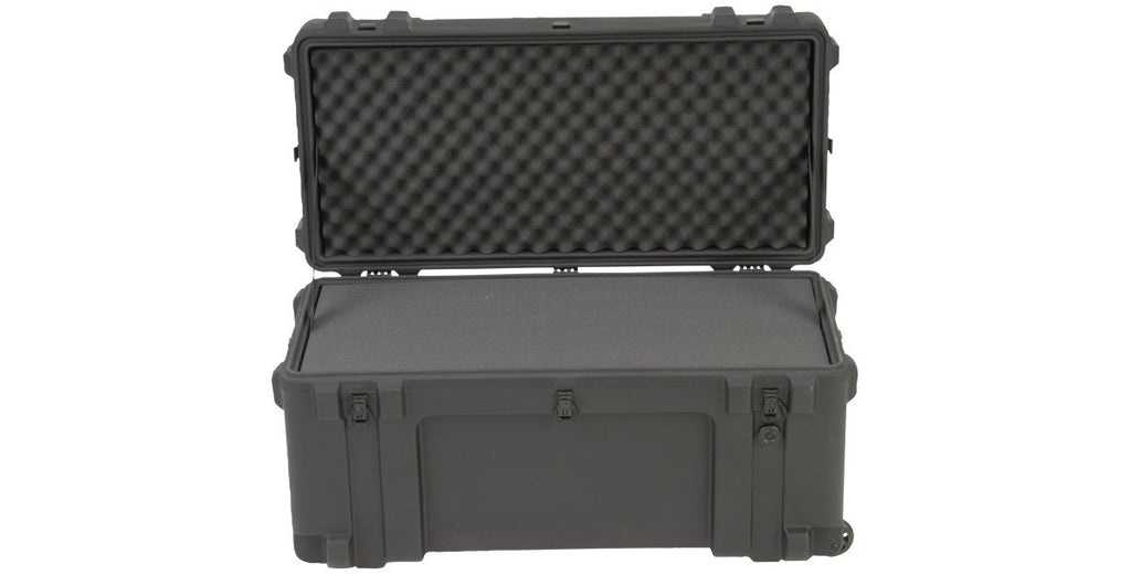 Skb Equipment Case, 32 X 14 1/2 X 15 3/4, Foam And Wheels
