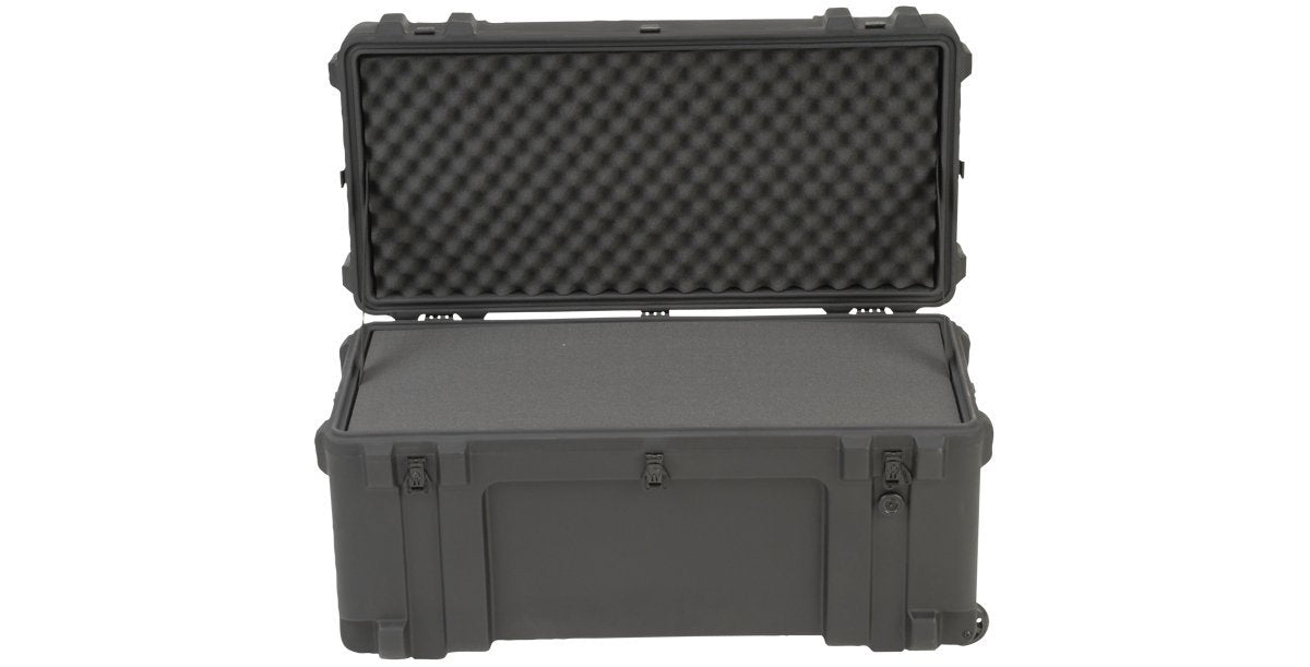 Skb Equipment Case, 32 X 14 1/2 X 15 3/4, Foam And Wheels