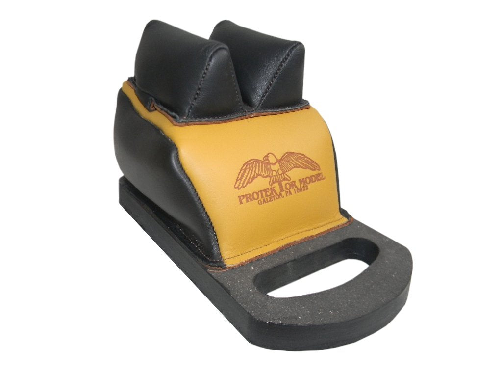 Protektor Model Deluxe B.B. Rear Bag with Handle and Mid. Leather Ear D.S. Between Ears, 3/8-Inch