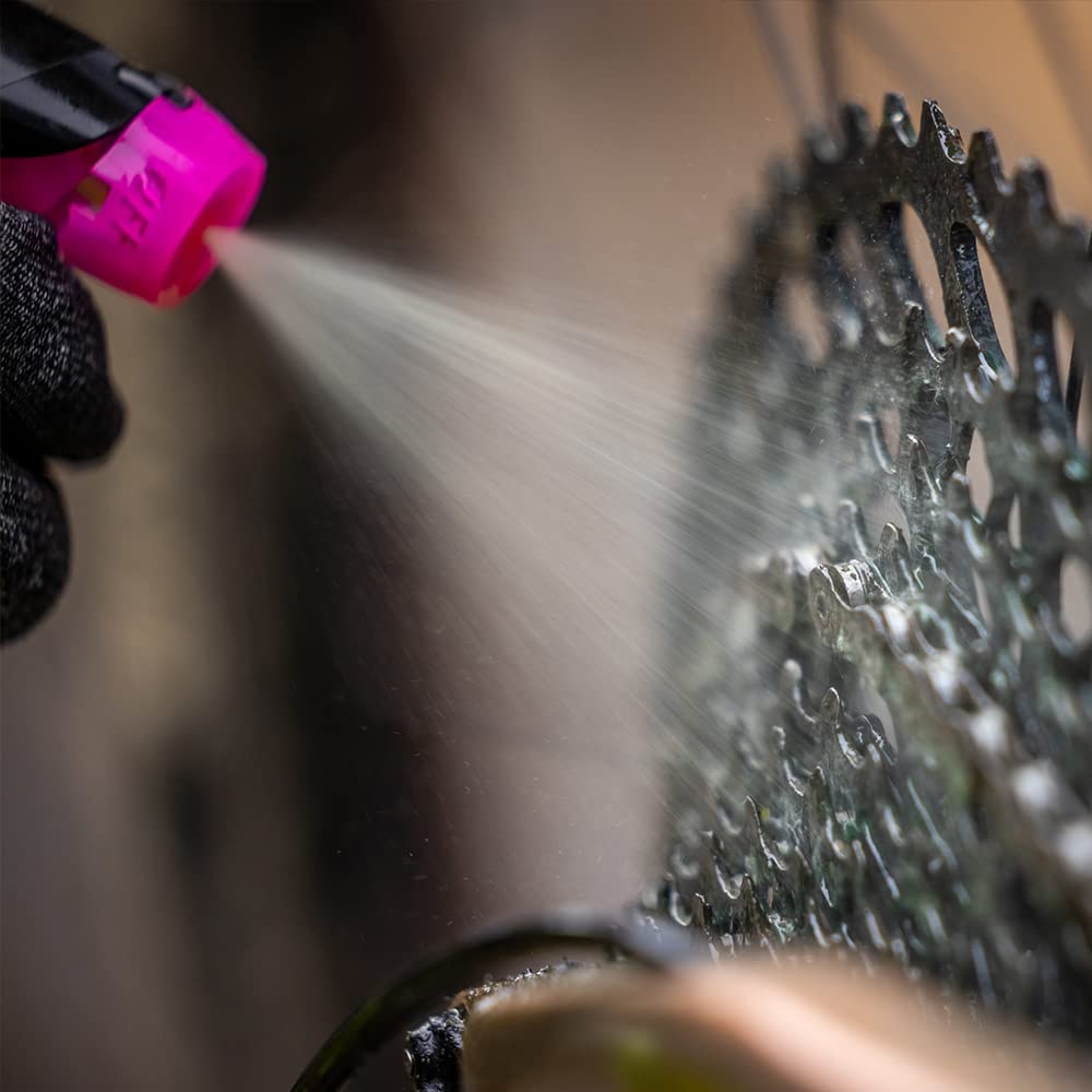 Muc Off Bio Drivetrain Cleaner, 500 Milliliters - Effective Biodegradable Bicycle Chain Cleaner And Degreaser Spray - Suitable F