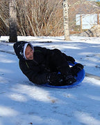 Slippery Racer Heavy-Duty Cold Weather Downhill Pro Adults And Kids Plastic Outdoor Winter Saucer Disc Snow Sleds With Handles,