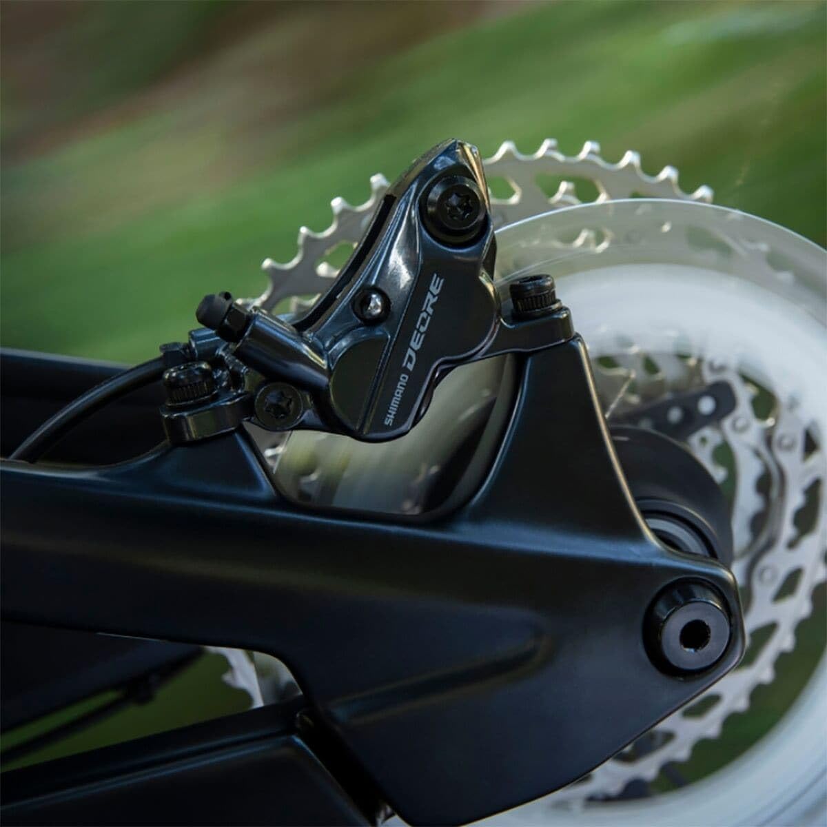 Shimano Deore Br-M6120 Disc Brake Black, Resin, Front
