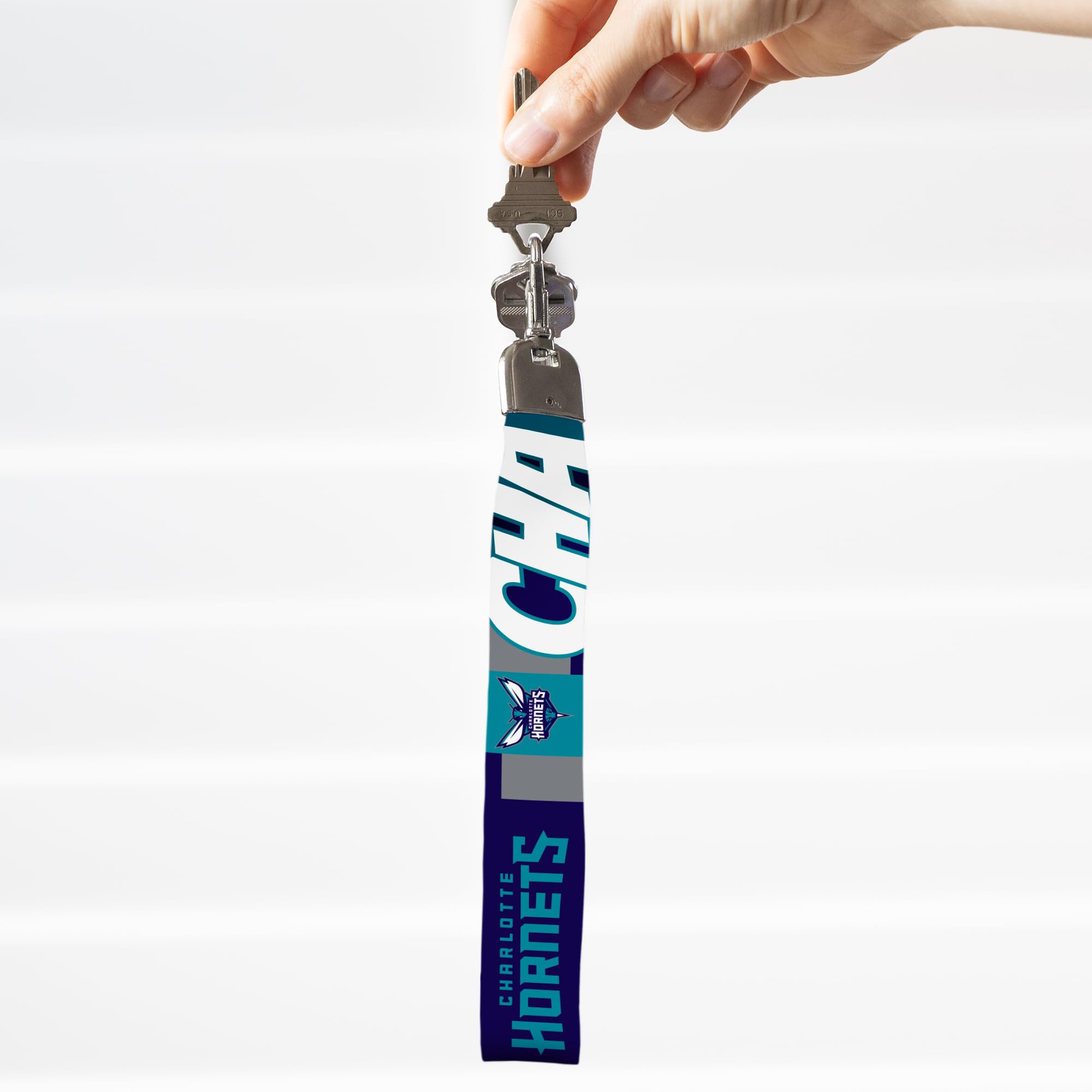 Rico Industries Nba Basketball Charlotte Hornets Wrist Lanyard Key Chain, Cute Wristlet Strap Keychain Holder For Women Men Car
