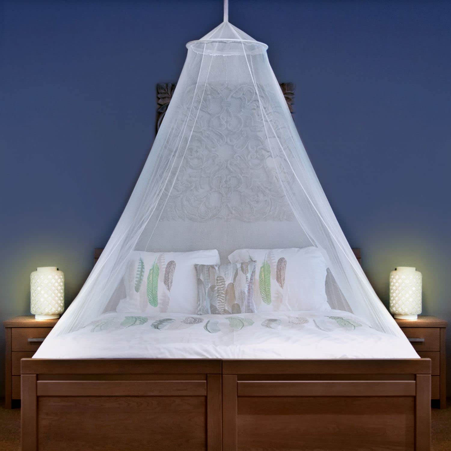Mosquito Net For Single To King-Sized Beds - Fully-Enclosed Bed Canopy For Travel Or Decoration - Free Bag, Hanging Kit & Adhesi