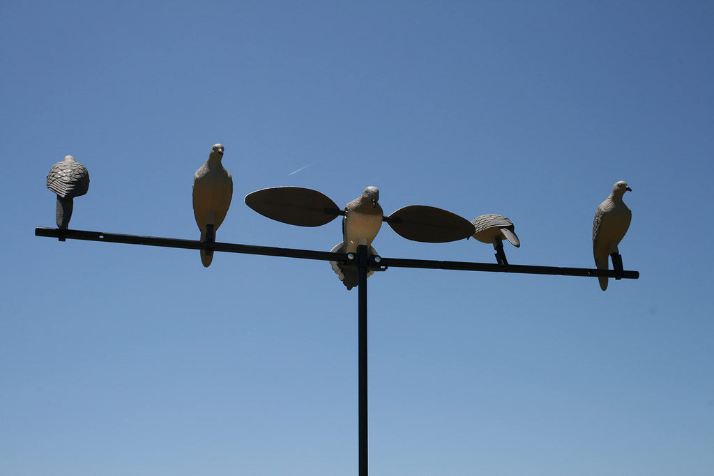 Mojo Outdoors Clip On Dove Grey Decoys, Dove Hunting Gear And Accessories, Set Of 4, One Size
