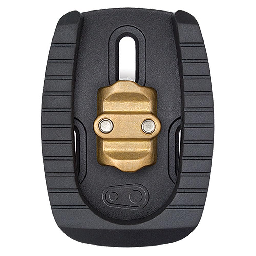 Quattro 3-Hole Cleats