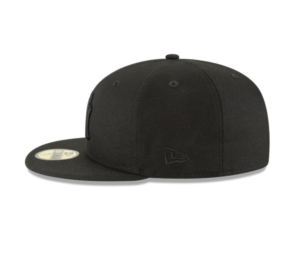 New Era 59Fifty Hat Mlb Basic New York Yankees Black/Black Fitted Baseball Cap (7 7/8)