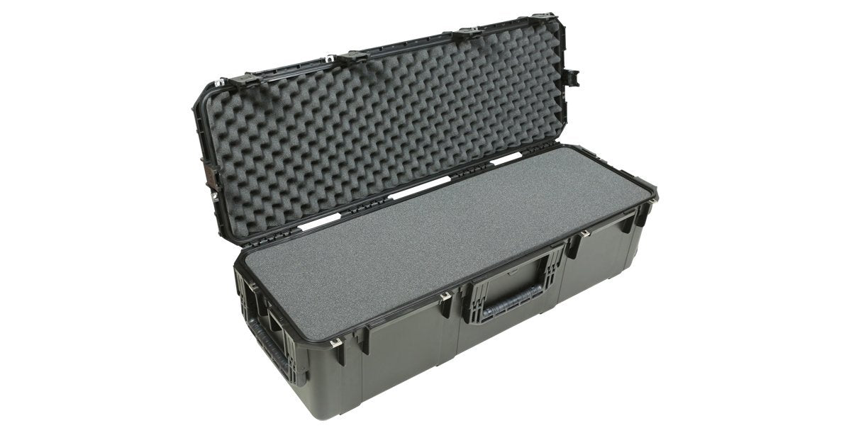SKB 3I-4213-12BL iSeries 42.50 x 13 x 12 - Layered Foam w/Wheels, Black