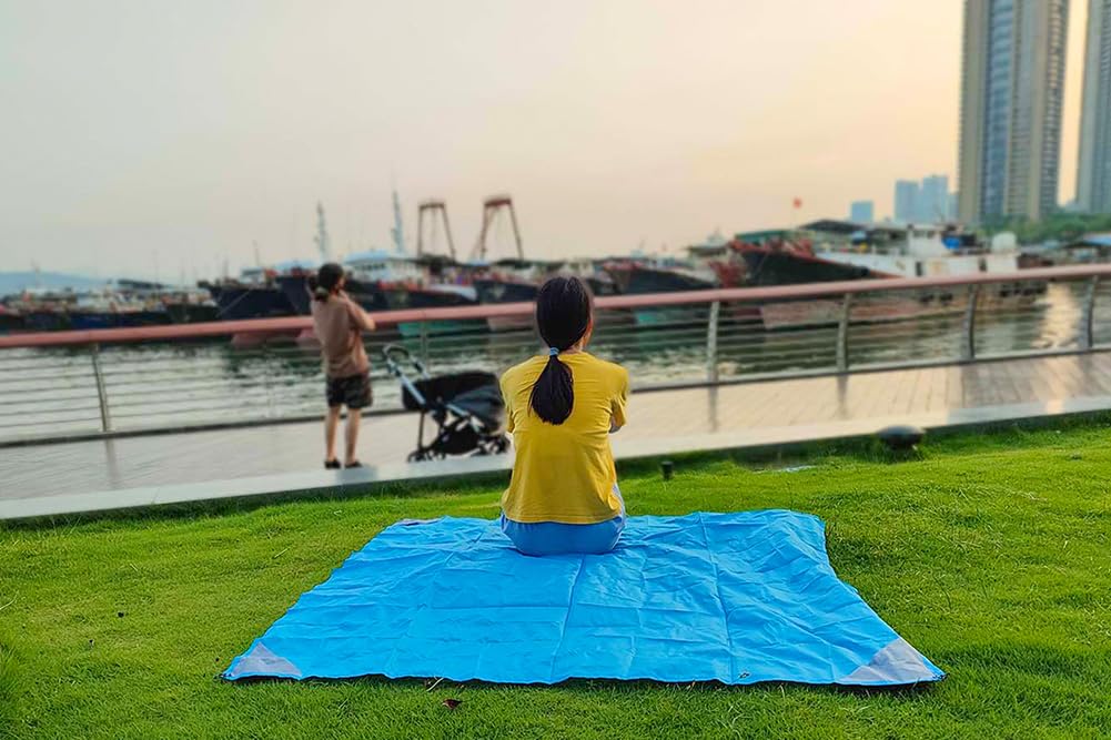 Orga'Neat Pocket Picnic Blanket, Sandproof Lightweight Pocket Camping Tarp, 55X 60 Foldable & Fits Into Small Bag