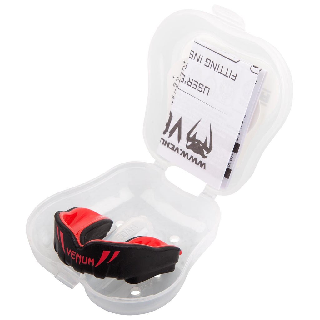 Venum Challenger Kids Mouthguard - Blackred