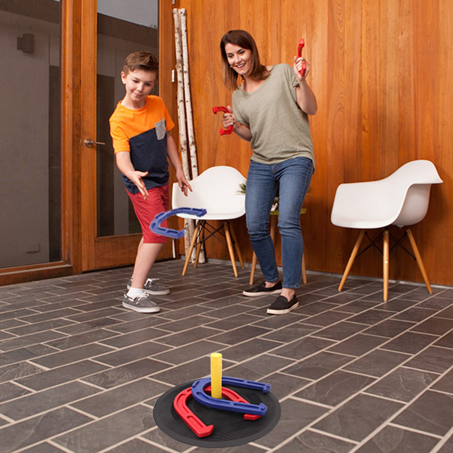 Gse Indoor And Outdoor Rubber Horseshoe Game Set, 4 Horseshoes (2 Red/2 Blue), 2 Rubber Mats With Posts, And 2 Plastic Stakes