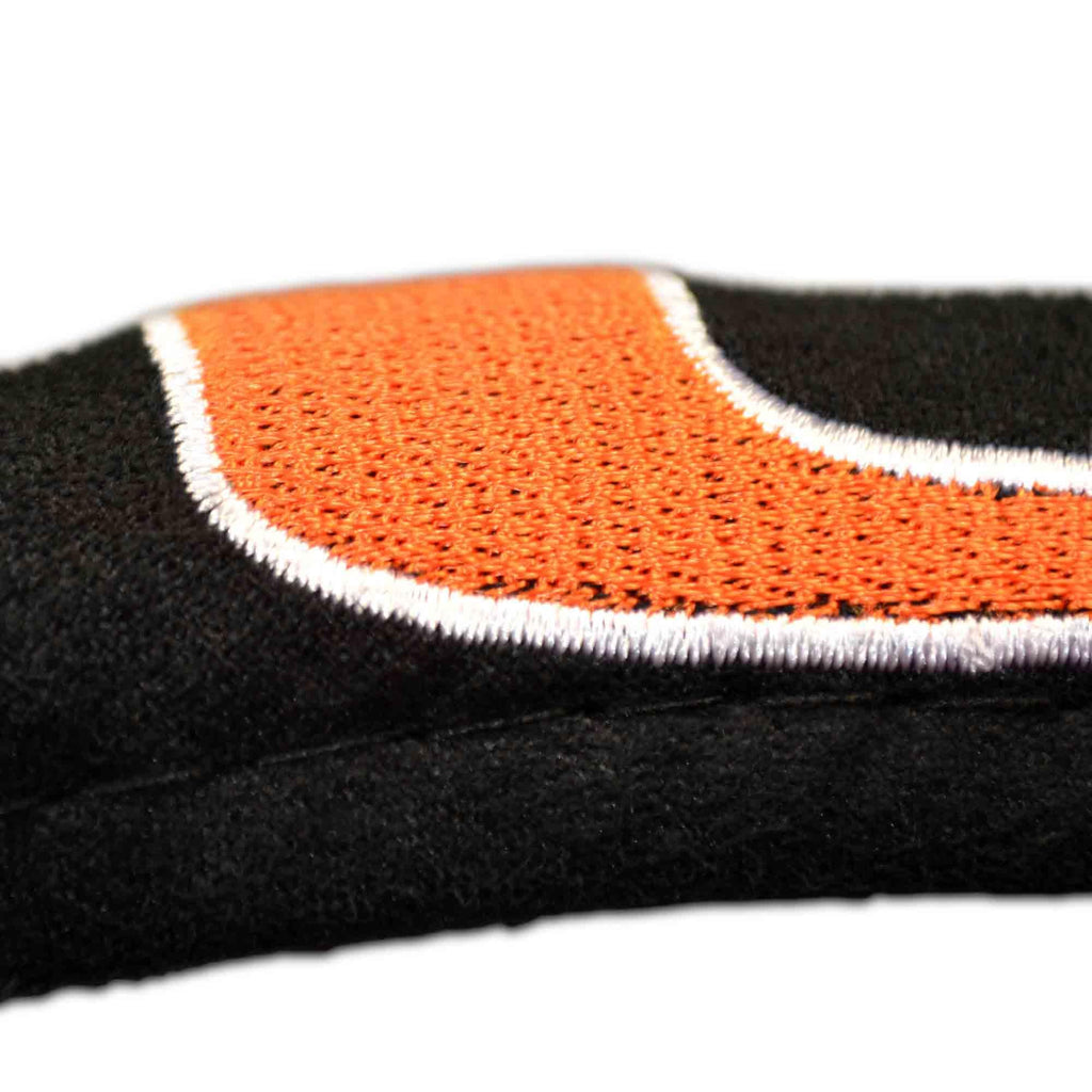 Fanmats 14930 Tennessee Volunteers Embroidered Steering Wheel Cover 15'' X 15''
