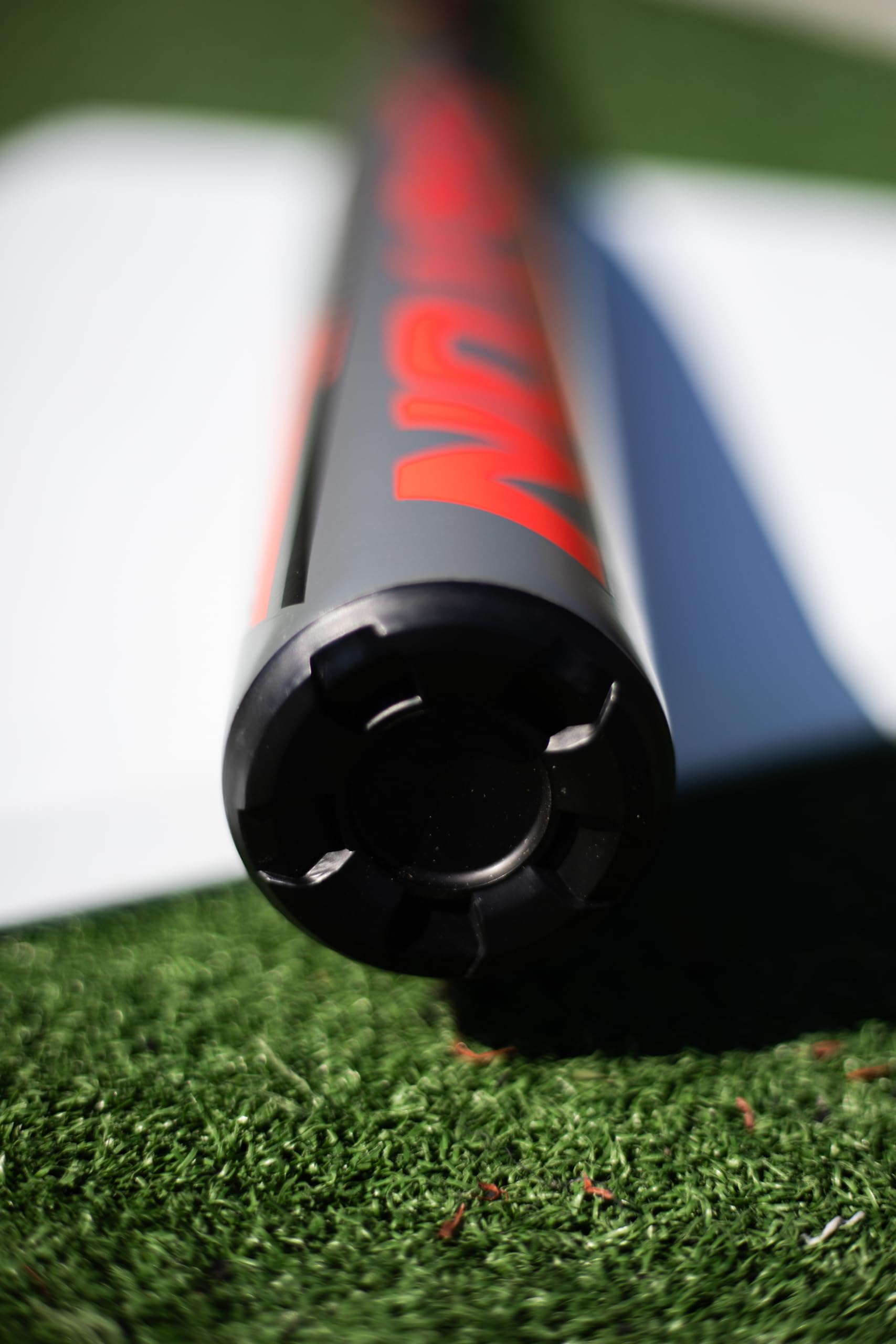 Easton | MOJO Slowpitch Softball Bat | Power Loaded | 12 Barrel | Approved for All Fields | 34 | 28oz