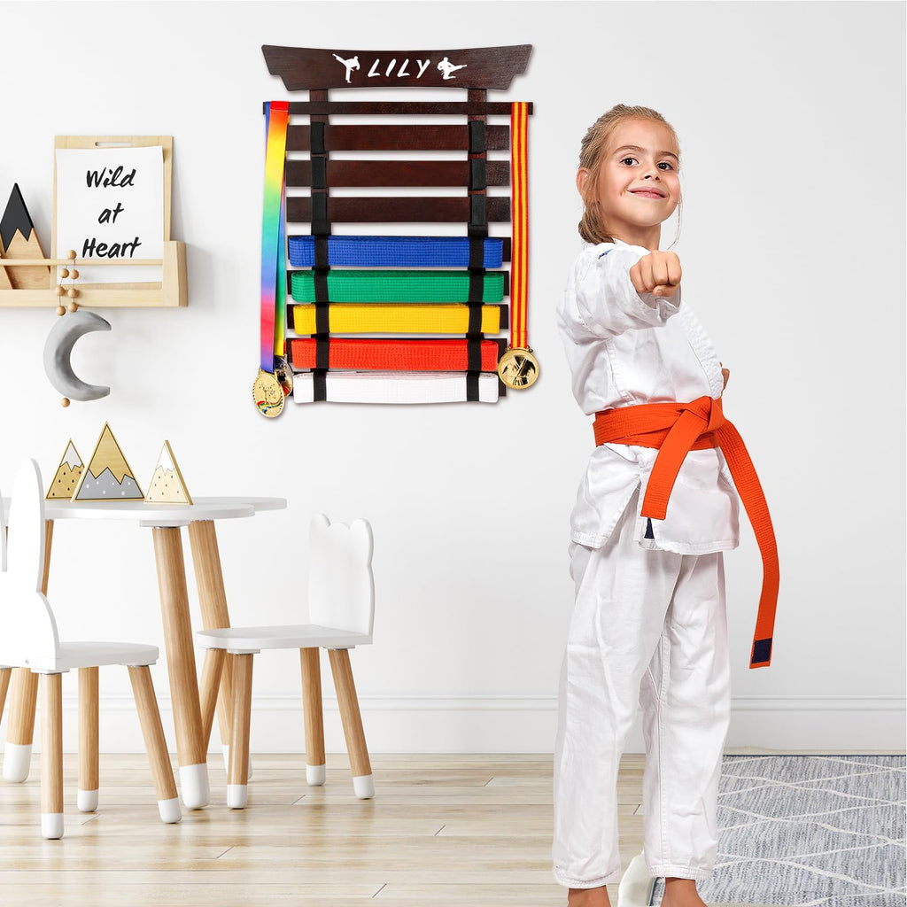 Winartton 8 Belts Karate Belt Display Rack With Stickers, Martial Arts Belt Display Holder, Taekwondo Belt Jiu Jitsu Belt Bjj Be
