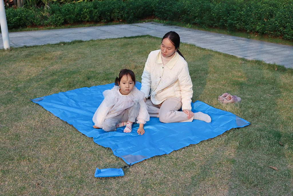 Orga'Neat Pocket Picnic Blanket, Sandproof Lightweight Pocket Camping Tarp, 55X 79 Foldable & Fits Into Small Bag