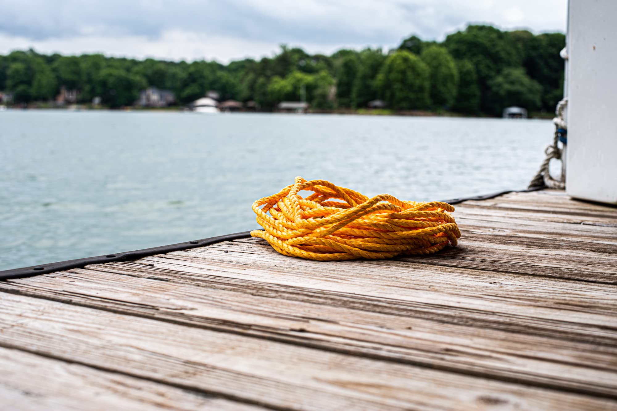 Sgt Knots Twisted Polypropylene Rope - Floating, Nautical For Marine, Boating, Fishing, Camping, Indoor/Outdoor Project (3/8 X 1