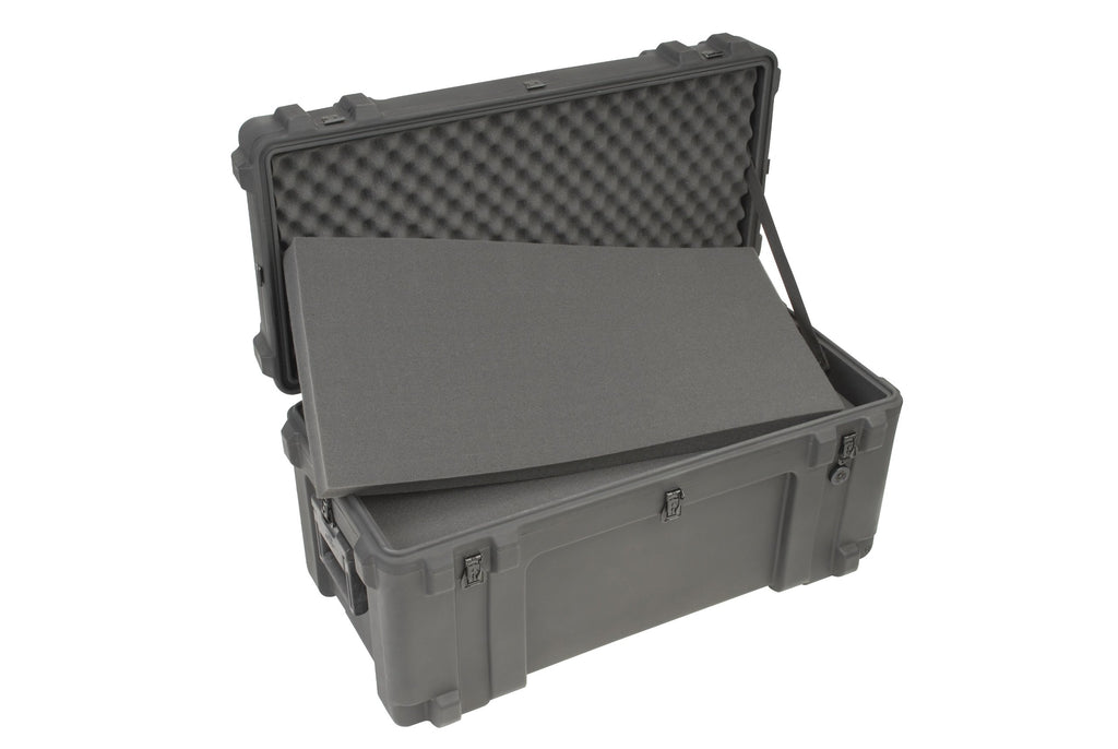 Skb Equipment Case, 32 X 14 1/2 X 15 3/4, Foam And Wheels