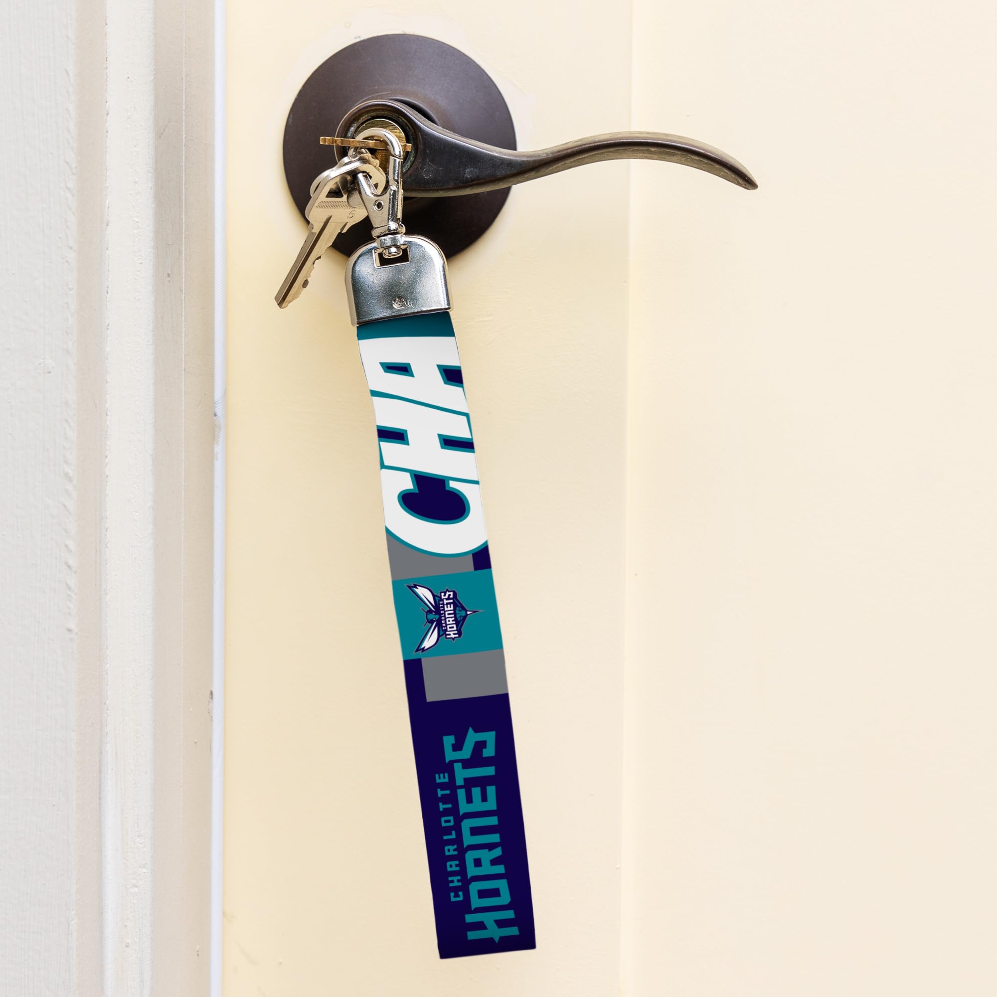 Rico Industries Nba Basketball Charlotte Hornets Wrist Lanyard Key Chain, Cute Wristlet Strap Keychain Holder For Women Men Car