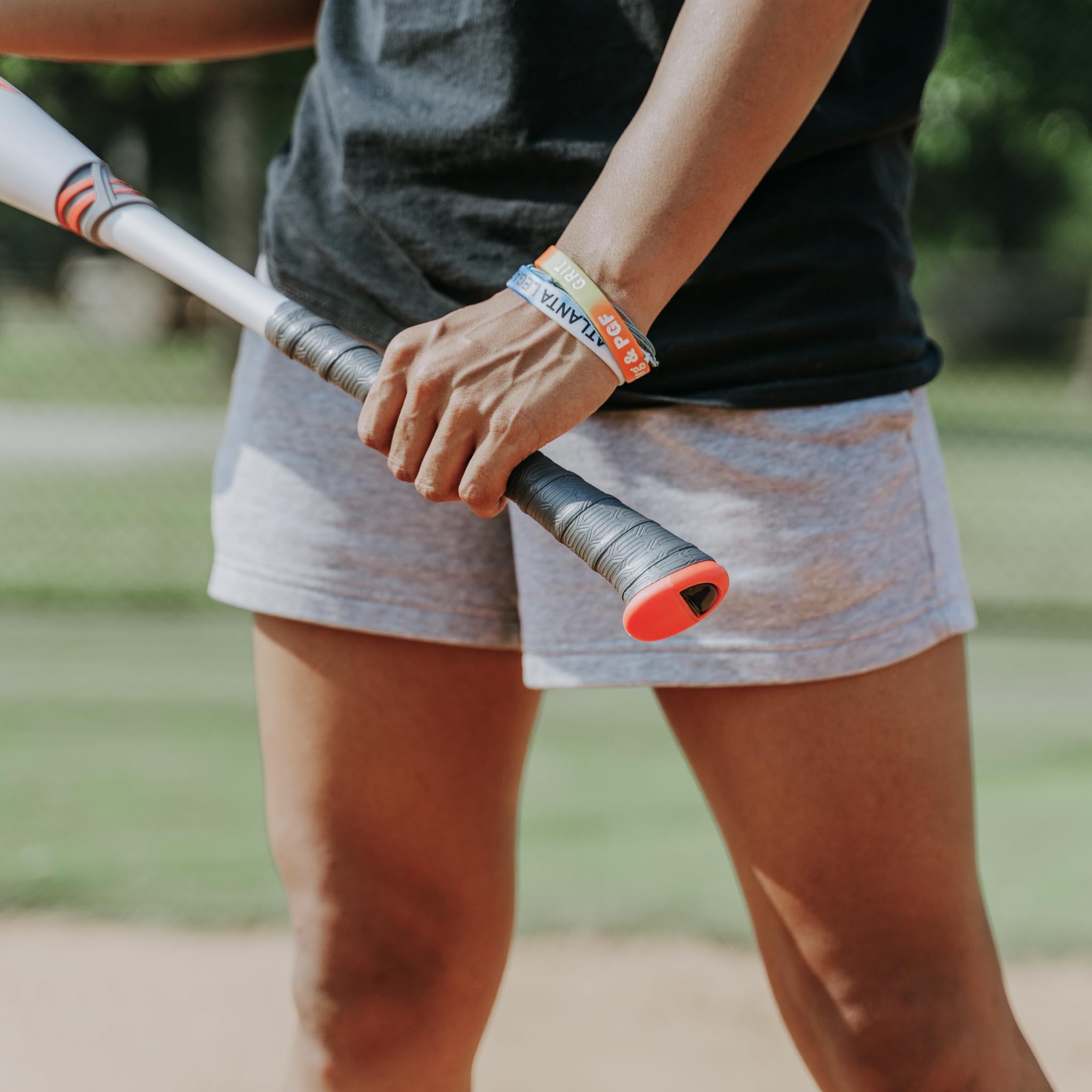 Axe | 2023 | Avenge Pro Power Gap Infrared Fastpitch Bat | 3-Piece Composite | -10 | Fastpitch Axe Handle | White/Grey/Red | 31