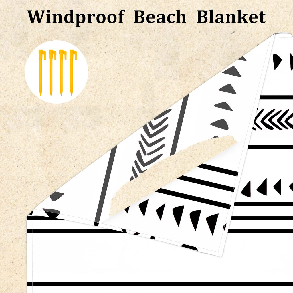 Large Beach Blanket For 1-4 Adults, 78''  86'' Waterproof Sandproof Beach Blankets With 4 Stakes & 4 Corner Pockets, Polyester L