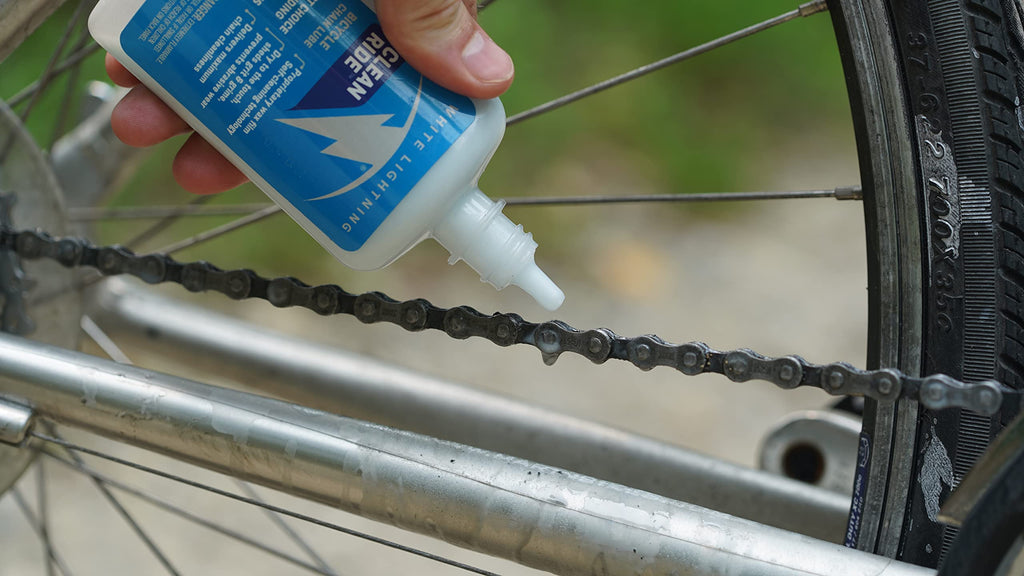 White Lightning Clean Ride - Chain Lube - Squeeze Bottle, 32 Ounce