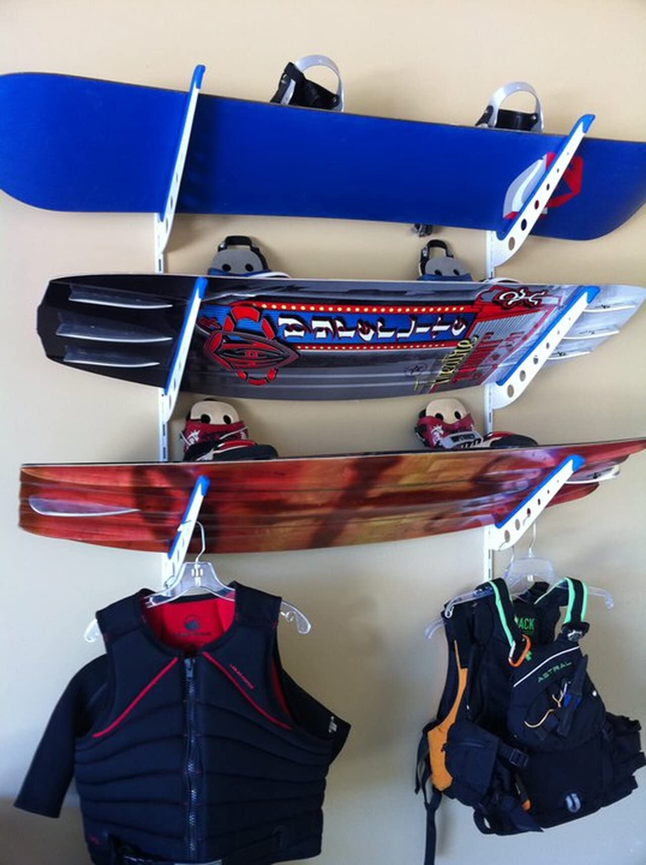 Storeyourboard Wakeboard Wall Storage Rack, Metal Adjustable 4 Wakeboard And Wakesurf Mount