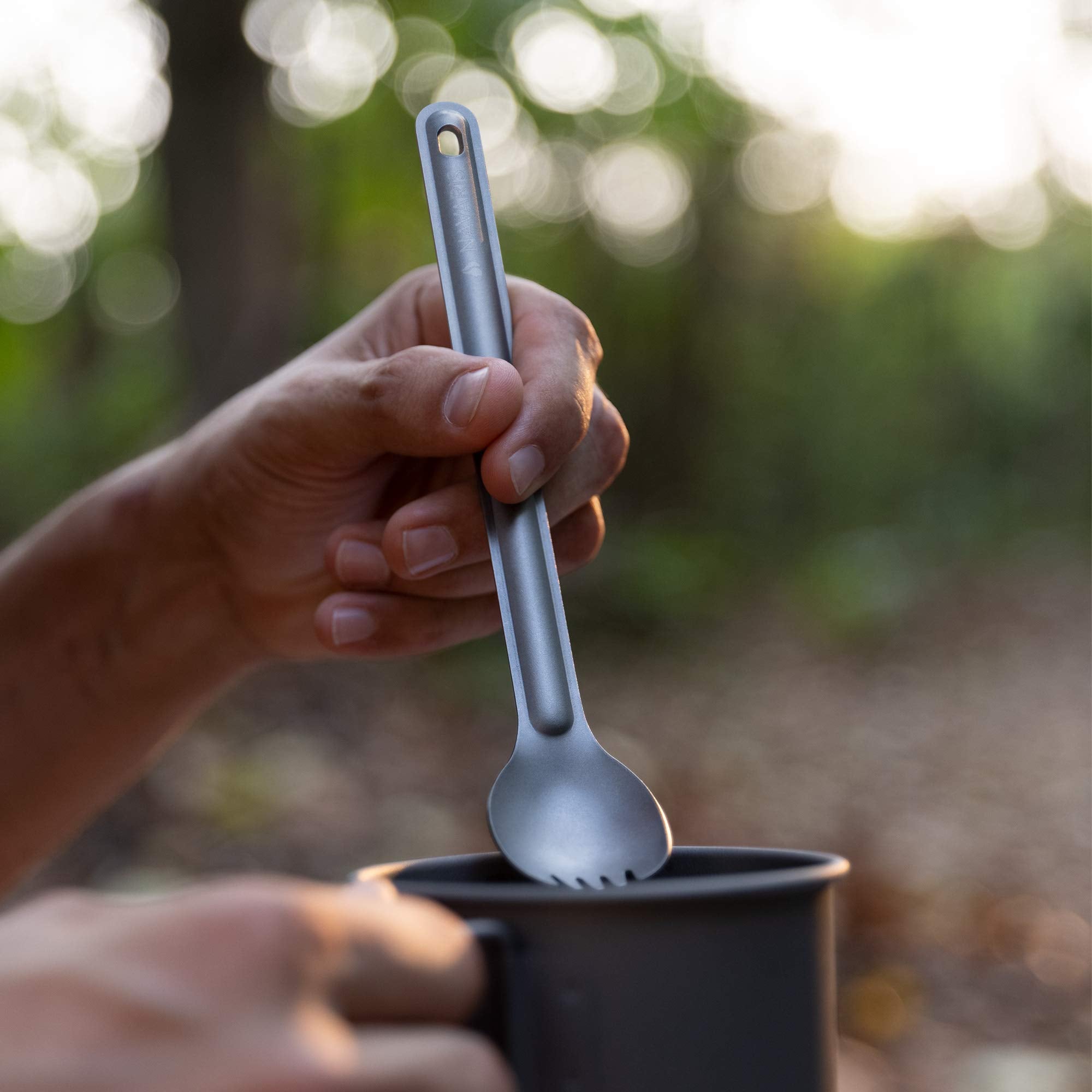 Navaris Long Handle Titanium Sporks (Set Of 2) - 84 (215Cm) Long Metal Spork Set For Backpacking And Camping - Strong Ultra Ligh