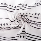 Large Beach Blanket For 1-4 Adults, 78''  86'' Waterproof Sandproof Beach Blankets With 4 Stakes & 4 Corner Pockets, Polyester L