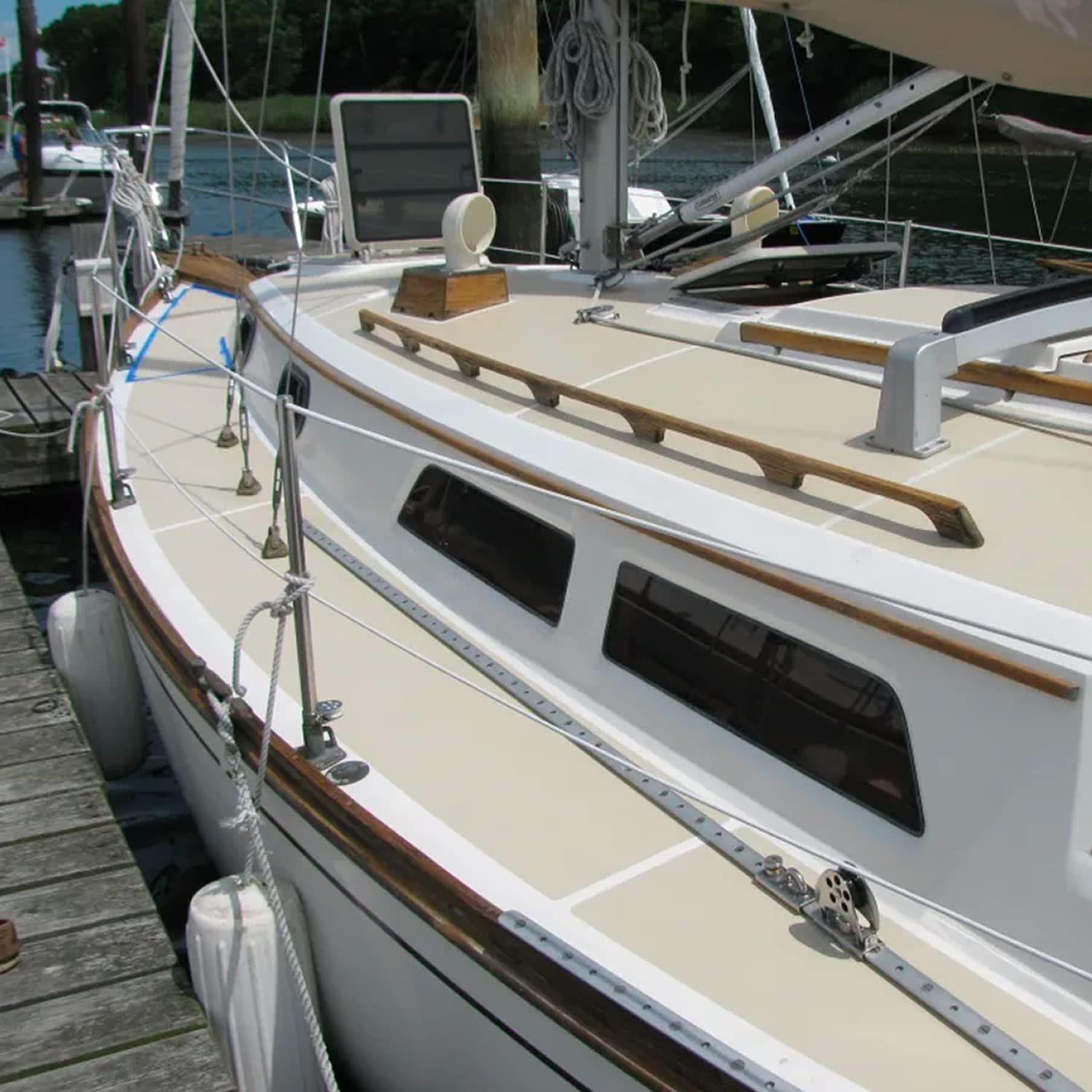 Totalboat-409322 Totaltread Non-Skid Deck Paint, Marine-Grade Anti-Slip Traction Coating For Boats, Wood, Fiberglass, Aluminum,