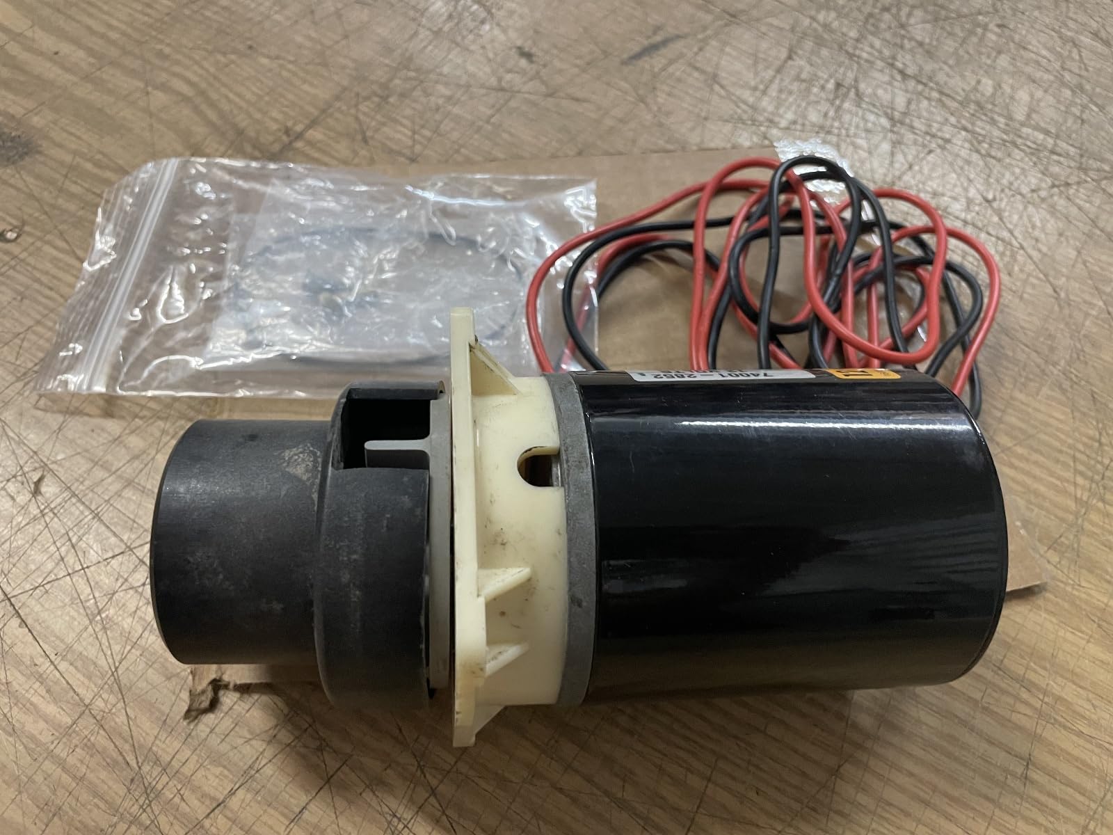 Jabsco 37072-0092 Marine Designer Series And Quiet Flush Marine Toilet Pump Assembly Kit (12-Volt)