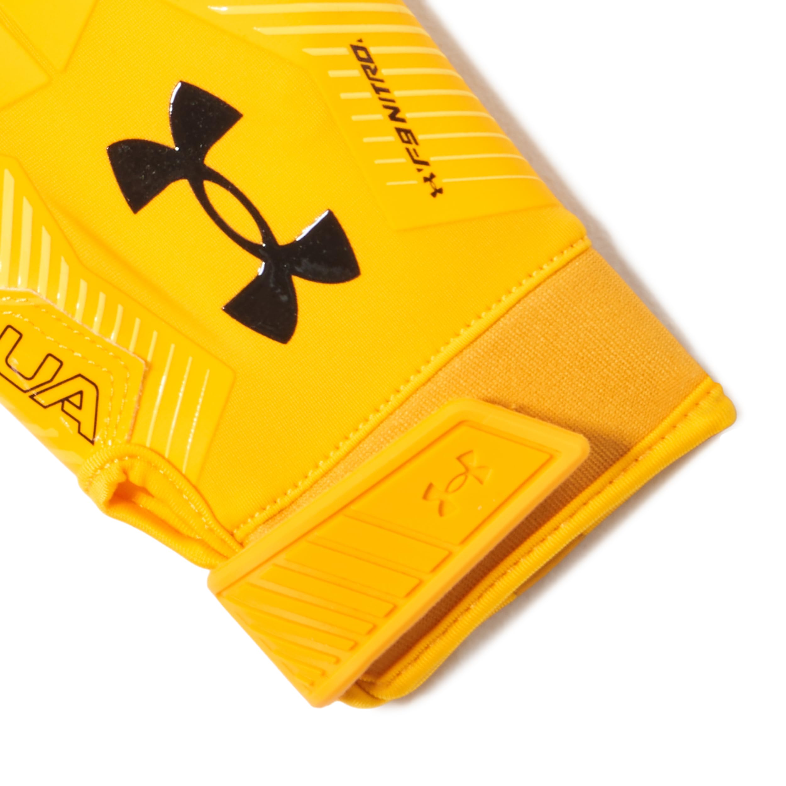 Under Armour Men'S F9 Nitro Football Gloves, (750) Steeltown Gold/Taxi/Black, Small