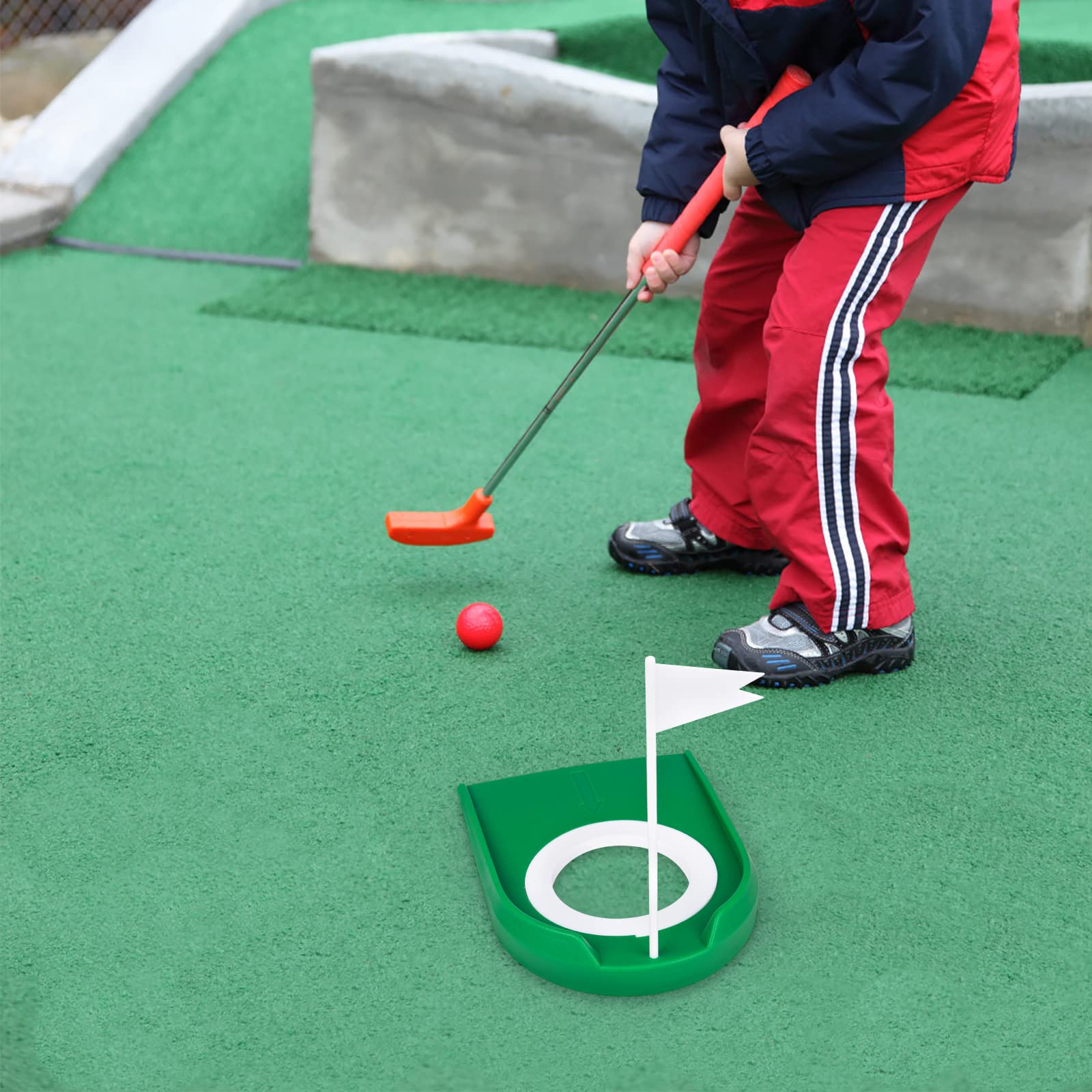 Hooqict 2 Pack Golf Putting Cup With Flag Indoor Practice Training Aids Plastic Golf Putting Hole Putter Regulation Cup For Kids