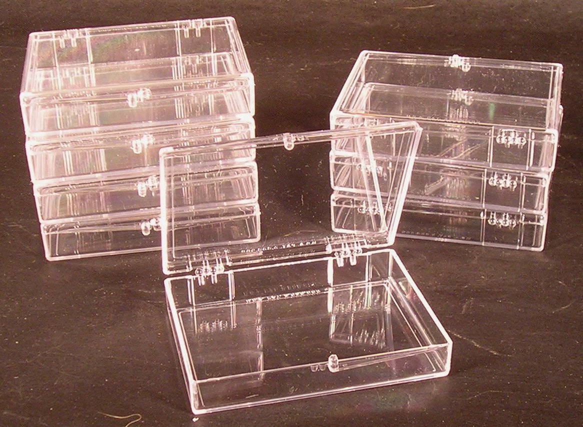 Lot Of 8 Crystal Clear Hinged Plastic Trading Card Storage Boxes (35-Ct) - Made In The U.S.A.