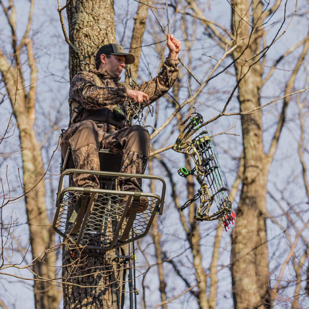 Summit Treestands Ledge Xt Hang-On Tree Stand | Lightweight | Folding Comfort-Mesh Seat (Su82117),Black