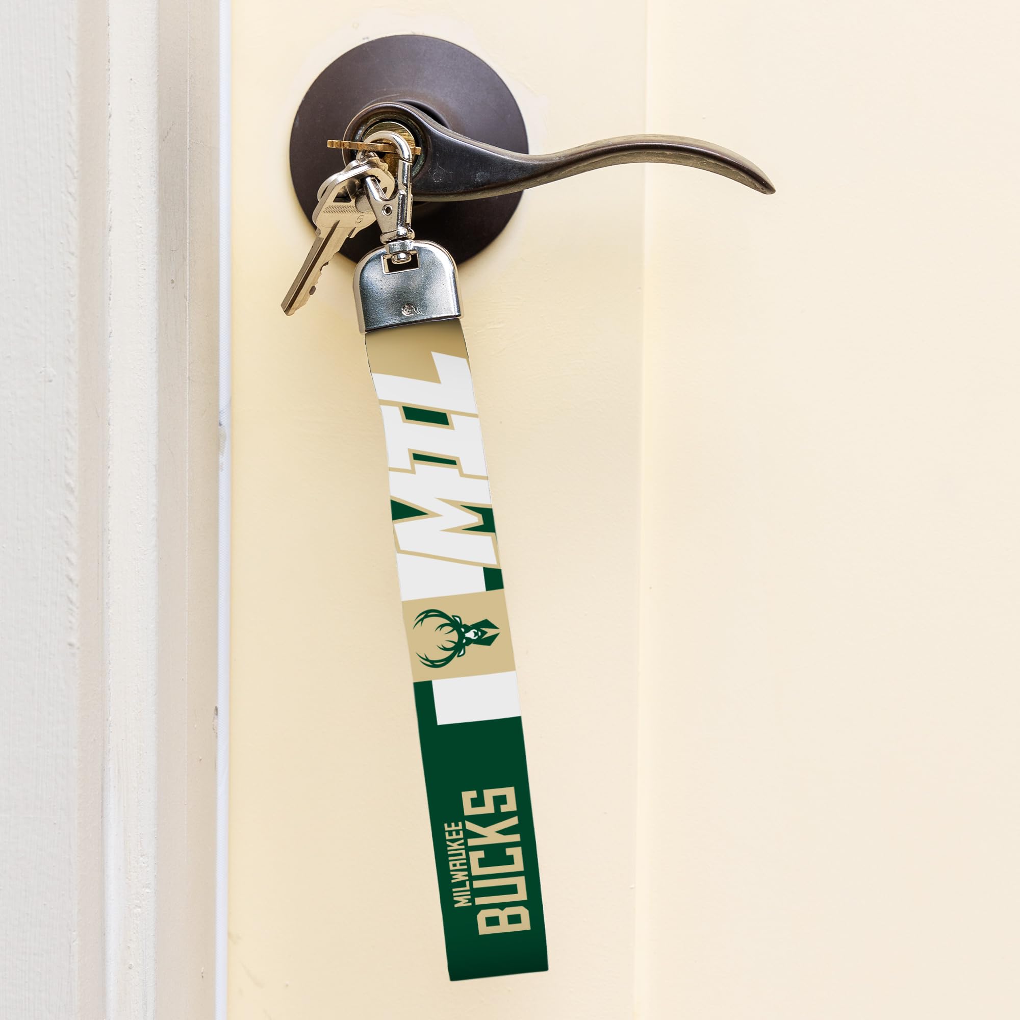 Rico Industries Nba Basketball Milwaukee Bucks Wrist Lanyard Key Chain, Cute Wristlet Strap Keychain Holder For Women Men Car Ke