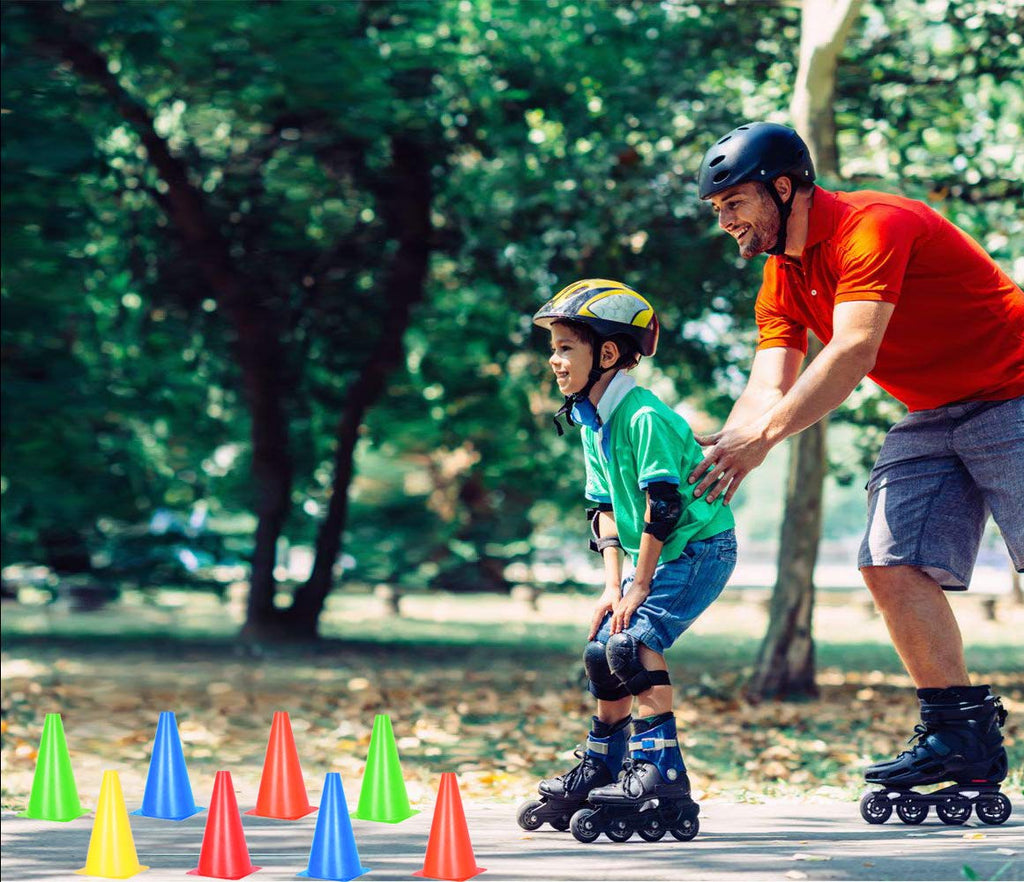 Alyoen 9 Inch Traffic Cones, Plastic Sports Cones, Soccer Training Cones For Outdoor Activity & Festive Events (Sets Of 10/15/ 2