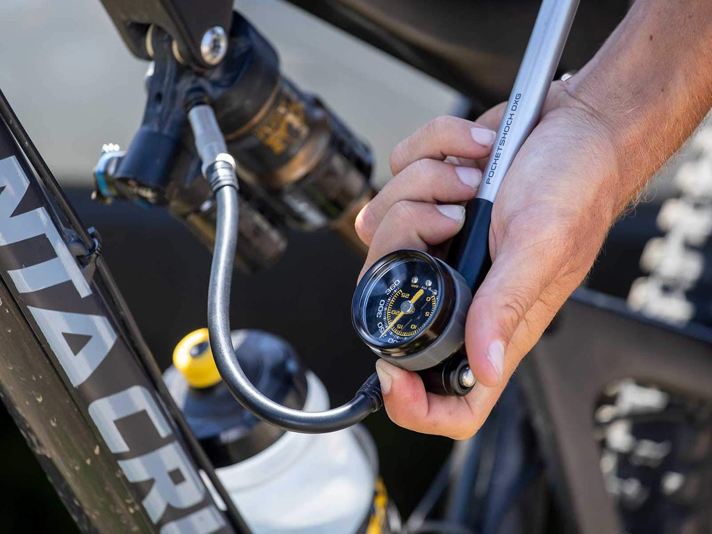 Topeak Pocket Shock Dxg Xl Bike Mini Pump, Long Version For Home/Shop Use With Dial Gauge 360 Psi/24.8 Bar,Silver/Black