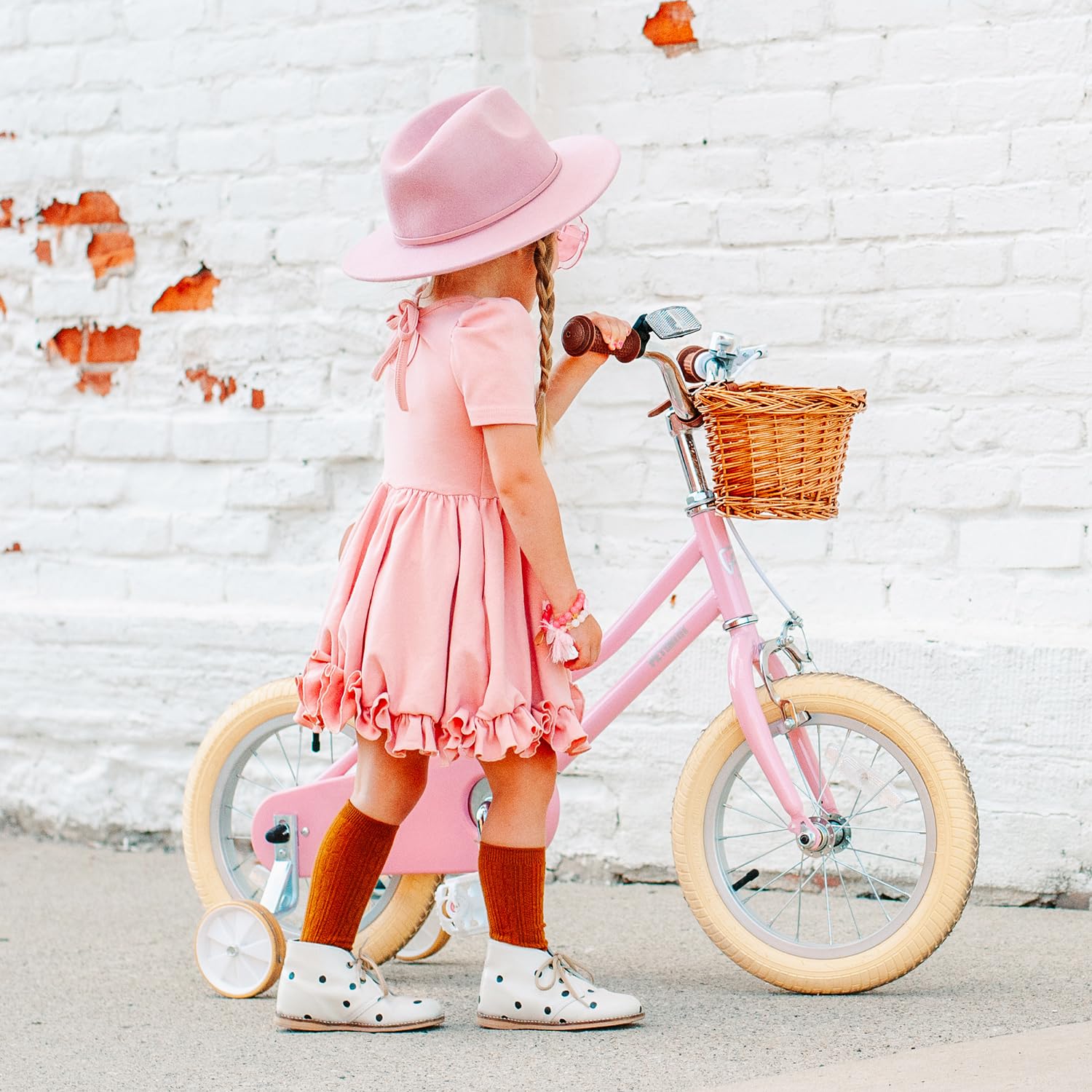 Petimini 18 Inch Little Kids Bike for Age 5 6 7 8 Years Old Girls Retro Vintage Style Bicycles with Basket Training Wheels and B
