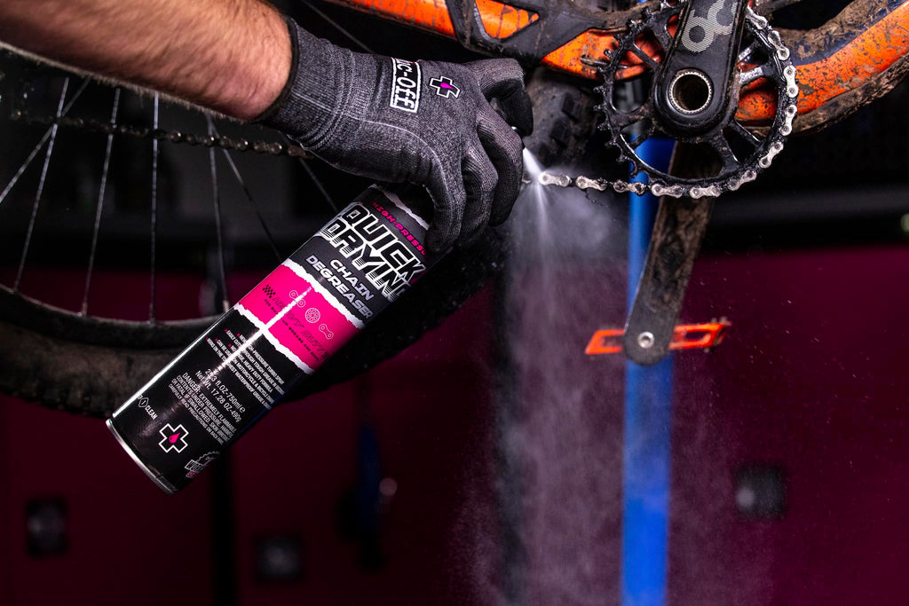 Muc-Off High-Pressure Quick Drying Degreaser, 25.4 Fl Oz - Bike Chain Cleaner And Bike Chain Degreaser Spray - Bike Cleaner For