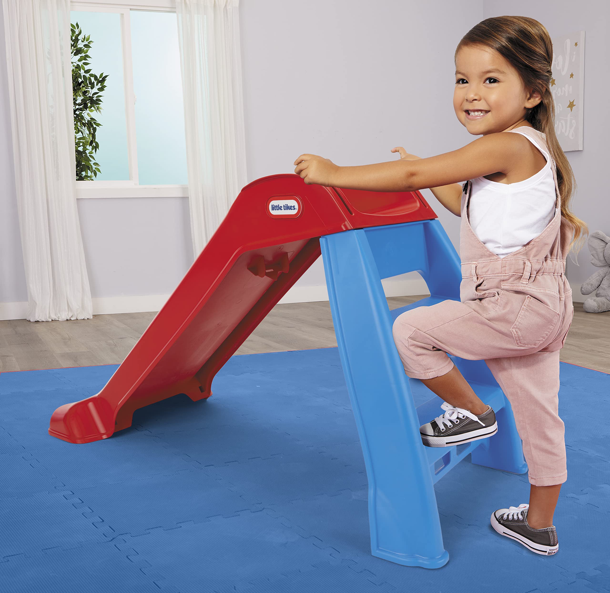 Little Tikes First Slip And Slide, Easy Set Up Playset For Indoor Outdoor Backyard, Easy To Store, Safe Toy For Toddler,Kids (Re