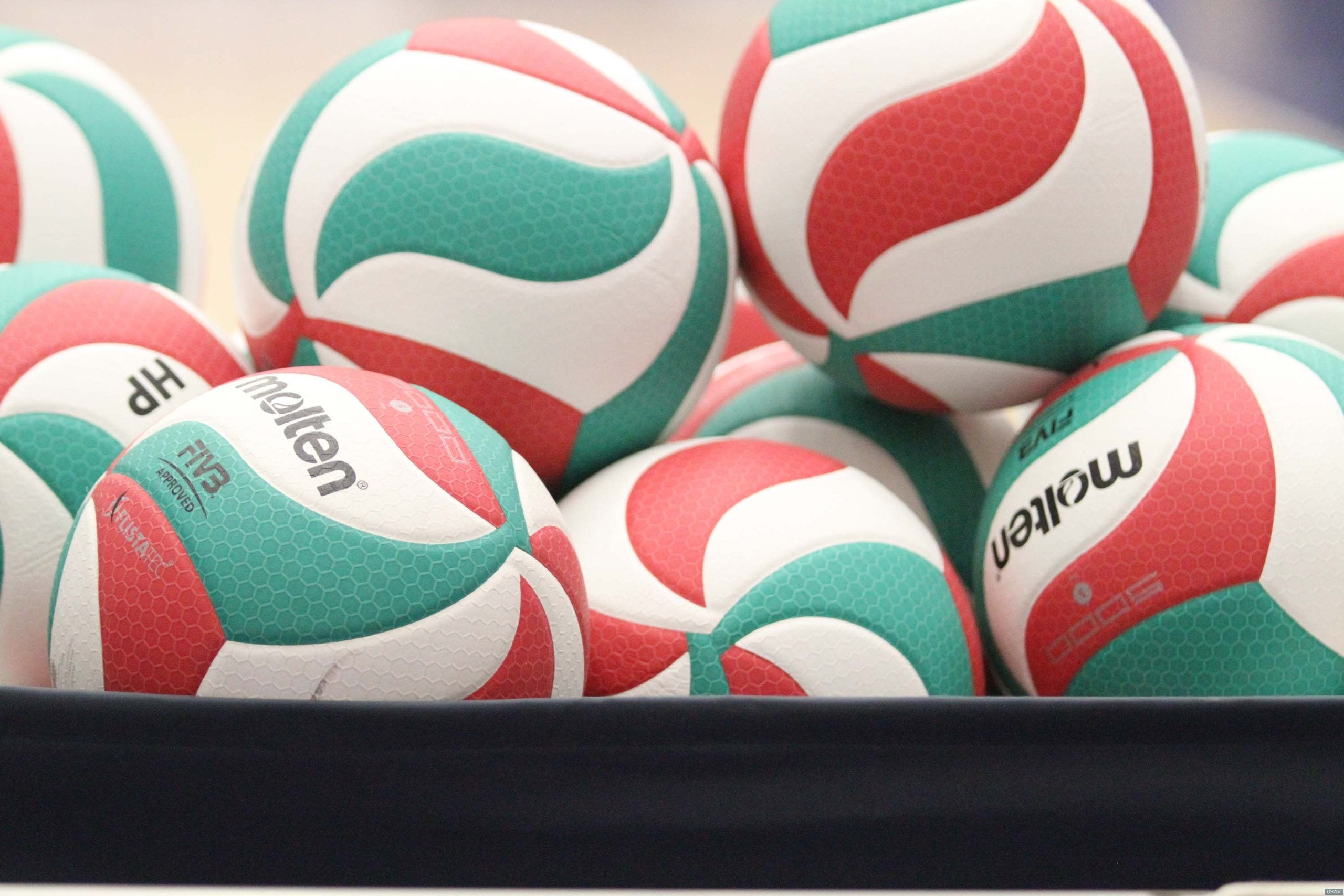 Molten V5M5000 Men'S Ncaa Flistatech Volleyball, Red/Green/White, 1
