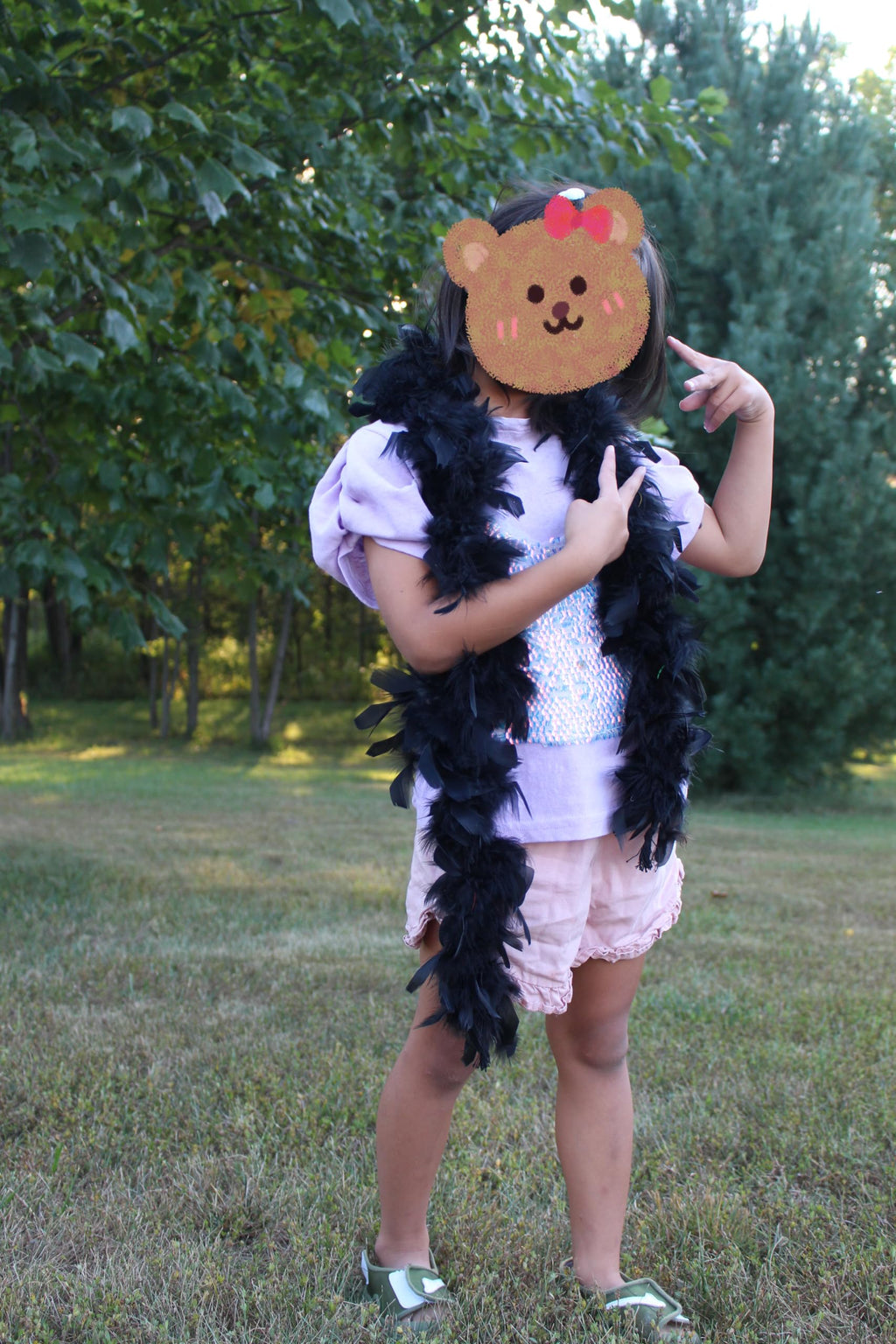 Flydreamfeathers Kids Feather Boa 25 Gram, 4 Feet Long Chandelle Feather Boa, Great For Party, Kids Party, Halloween Costume, Ch