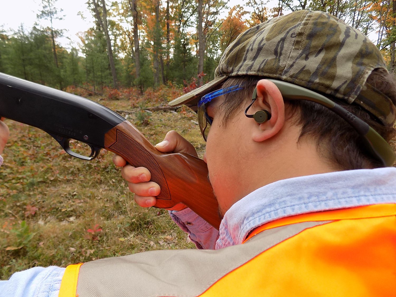 Pro Ears Stealth 28 Ear Buds, Electronic Noise Amplification, 28 Db Hearing Protection, Behind The Head, Hunting & Shooting, Ele