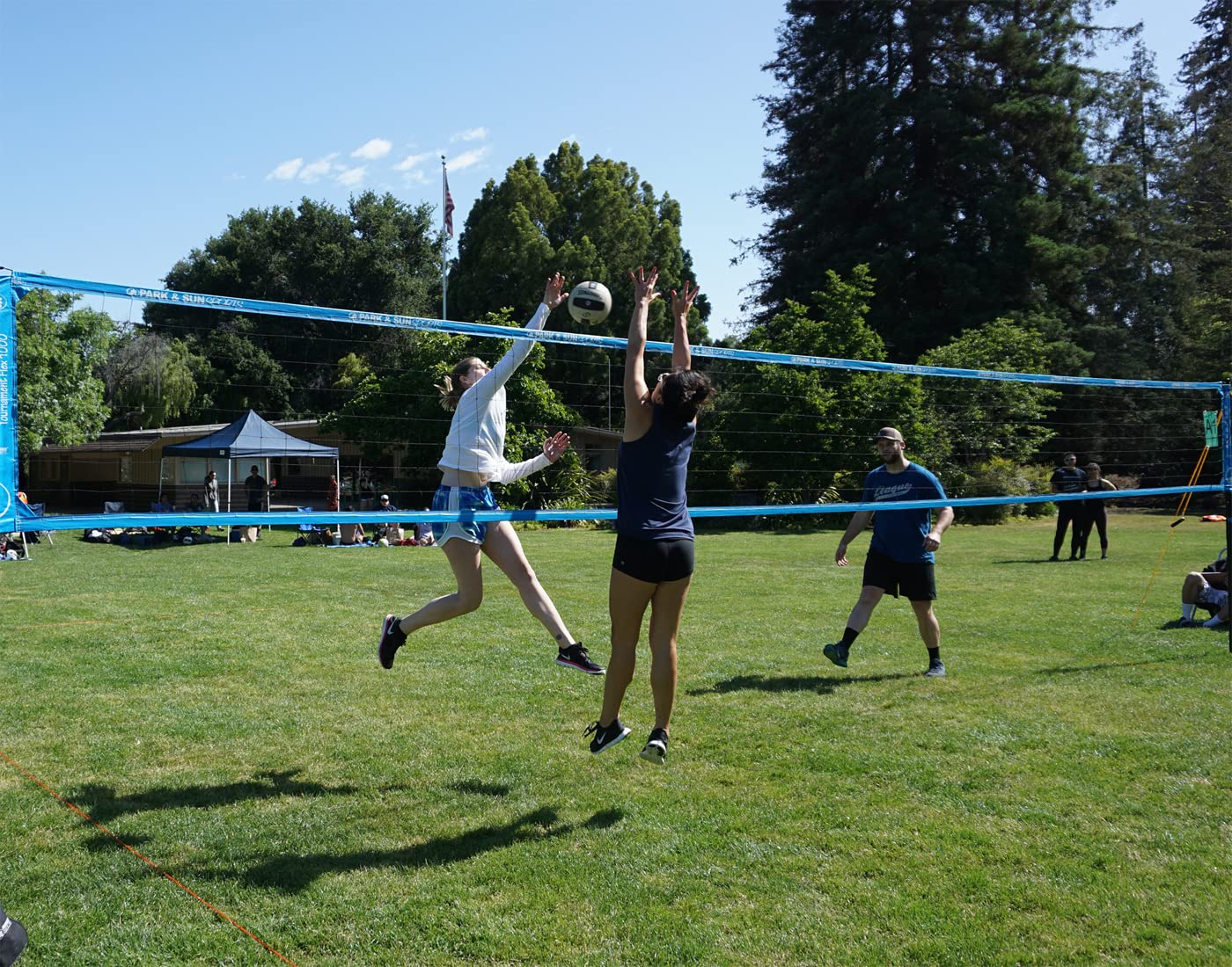 Park & Sun Sports Tournament Flex 1000: Portable Outdoor Volleyball Net System, Blue