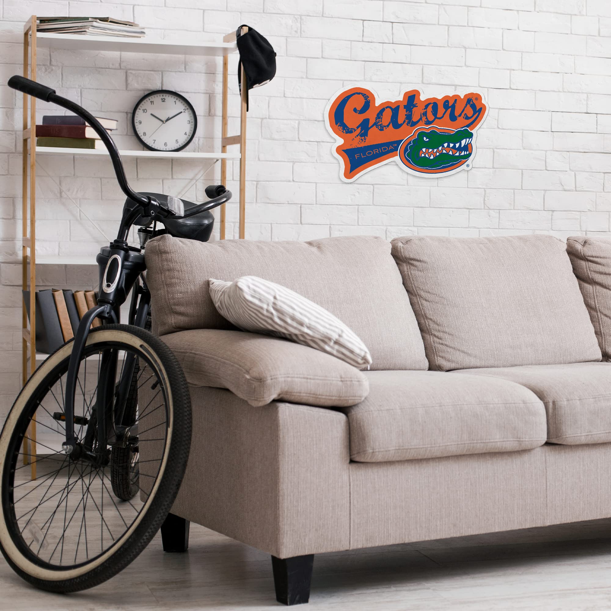 Rico Industries Ncaa Florida Gators Distressed Shape Cut Pennant - Home And Living Room D  Cor - Soft Felt Ez To Hang